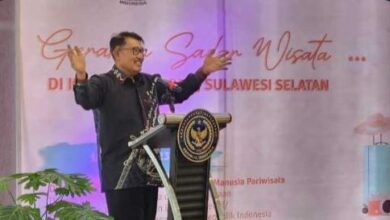 Bimtek Sadar Wisata, Andi Muawiyah Ramly Kecewa Tidak Hadirnya Pihak Dinas Pariwisata Bone