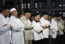 Danny Pomanto Salat Tarawih Berjamaah di Balai Kota Mari Kita Isi Bulan Puasa dengan Amalia Ramadan