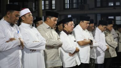 Danny Pomanto Salat Tarawih Berjamaah di Balai Kota Mari Kita Isi Bulan Puasa dengan Amalia Ramadan