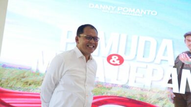 Danny Pomanto Sharing Cara Majukan Makassar Lewat Inovasi Lorong Wisata-Metaverse di Raker UKI Paulus