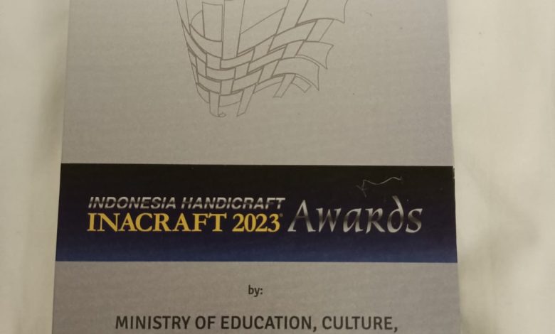 Karya Tenun Pengrajin Toraja Raih Penghargaan Kerajinan Tenun Terbaik di Inacraft 2023