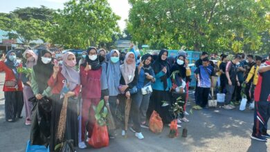 Peduli Lingkungan, BKPSDM Bulukumba Lakukan Aksi Tanam Pohon