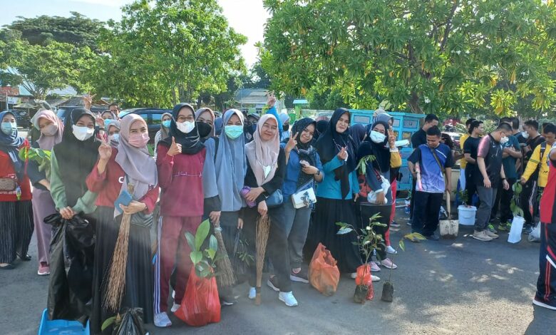 Peduli Lingkungan, BKPSDM Bulukumba Lakukan Aksi Tanam Pohon