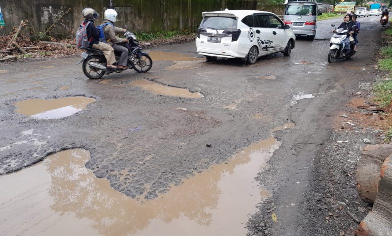 Pemprov Sulsel Alokasikan Rp 44 Miliar, Jalan Pattalassang Segera Ditangani Pemprov Sulsel