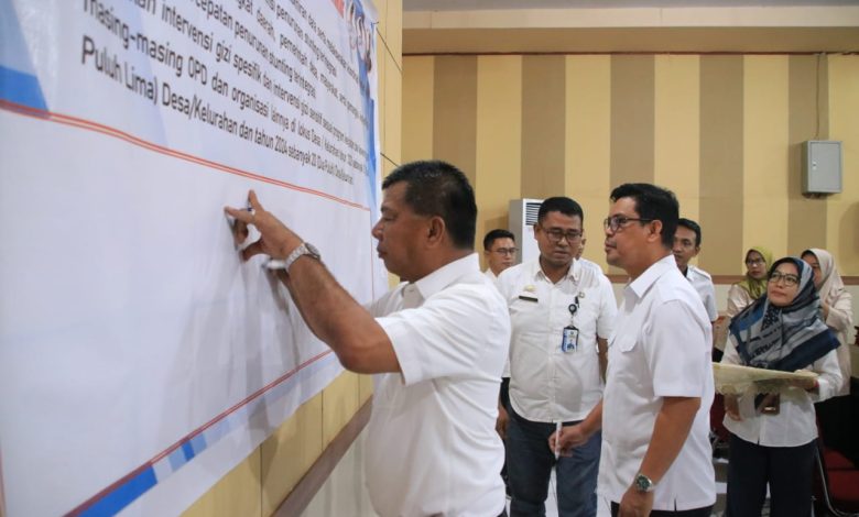 Bupati Bulukumba Andi Muchtar Ali Yusuf, menghadiri pelaksanaan aksi 3 Rembuk Stunting konvergensi percepatan penurunan Stunting di aula kantor Bappelitbangda Bulukumba, Rabu 8 Maret 2023.