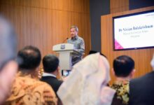 Menteri Luar Negeri Singapura Vivian Balakrishnan membuka peluang kerja ama yang berkesinambungan dengan Pemkot Makassar dalam hal ekonomi hijau atau green economy, pariwisata, digitalisasi hingga pendidikan.