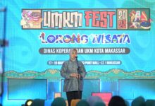 Ketua TP PKK Kota Makassar Indira Yusuf Ismail hadir dalam gelaran Festival UMKM Lorong Wisata 2023 yang dilaksanakan Dinas Koperasi dan UKM Kota Makassar.