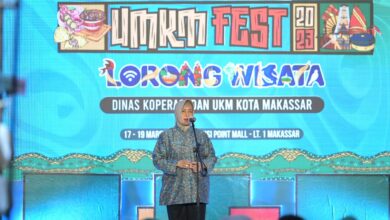 Ketua TP PKK Kota Makassar Indira Yusuf Ismail hadir dalam gelaran Festival UMKM Lorong Wisata 2023 yang dilaksanakan Dinas Koperasi dan UKM Kota Makassar.