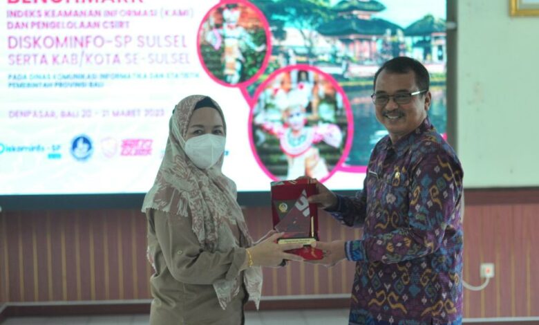 Diskominfo-SP Sulsel-Bali sharing atau berbagi informasi mengenai pengamanan informasi digital mewujudkan Indeks Keamanan Informasi (KAMI).