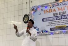 Hadiri Peringatan Isra Mikraj di Buloa, Ini Pesan Religius Rudianto Lallo