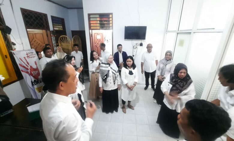 Hari Pertama Masuk Kerja Pasca Libur Lebaran, Wawali Reny Sidak Sejumlah Kantor OPD Pemkot Palu