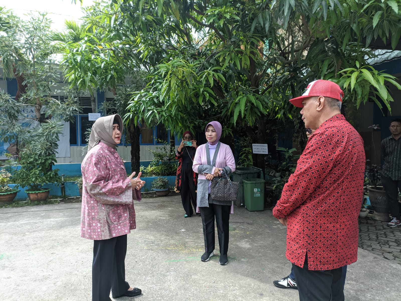 Indira Yusuf Ismail Sambangi Sekolah ke 6, Tinjau Implementasi Studi Tiru di SMP Negeri 7 Makassar