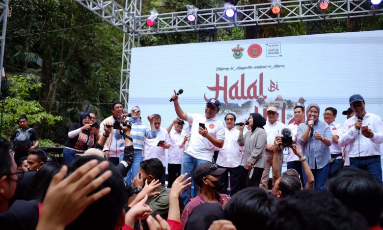 Ketum IKA Unhas-Ketua IKA Unhas Sulsel dan Alumni Rayakan Persaudaraan Temu Alumni Nasional di Bantimurung