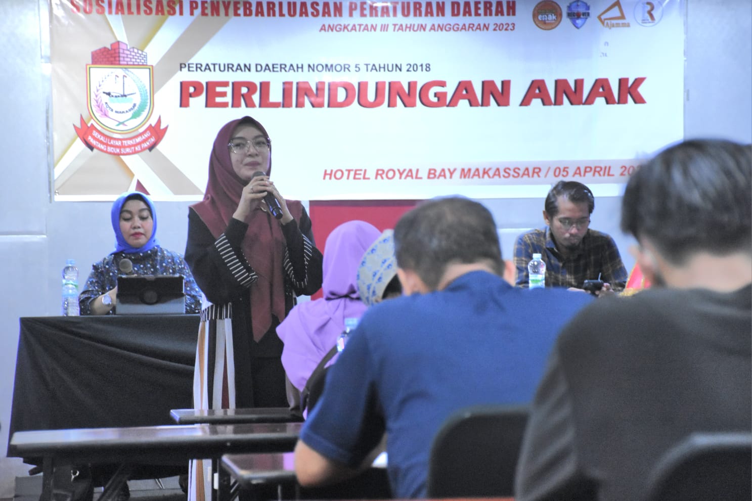 Anggota DPRD Kota Makassar, Budi Hastuti menggelar Sosialisasi Peraturan Daerah (Perda) nomor 5 tahun 2018 tentang Perlindungan Anak, di Hotel Royal Bay Makassar, Rabu (5/4/2023).