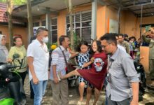Perempuan ODGJ Dievakuasi Dinsos Makassar Usai Mengamuk dan Rusak Dagangan Warga