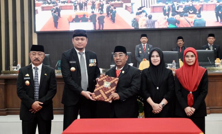 Sampaikan Rekomendasi Pansus, DPRD Apresiasi LKPj Bupati Gowa Tahun 2022