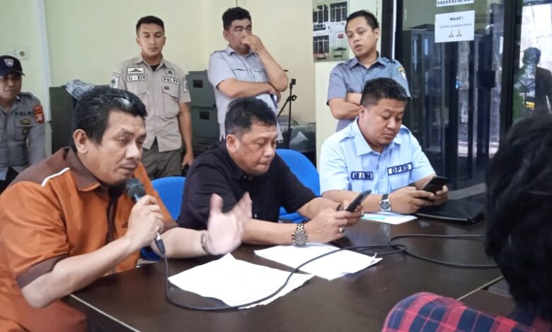 Pedagang Terminal Makassar Metro Datangi DPRD Makassar Berharap Ada Solusi