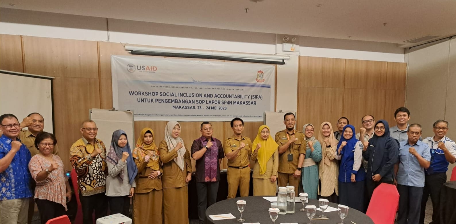Pemkot Makassar - USAID IUWASTH Tangguh Gelar Workshop SIPA Pengembangan SOP Lapor SP4N Kota Makassar