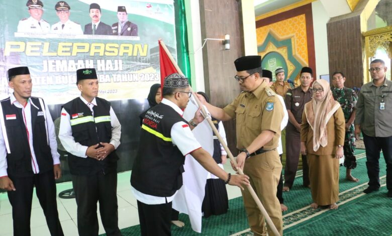 Wabup Edy Manaf Lepas 403 Jemaah Calon Haji Bulukumba