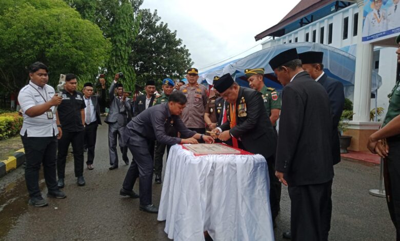 Resmikan Gedung Baru Dinas Pendidikan Andi Fahsar Harap Dunia Pendidikan Semakin Meningkat