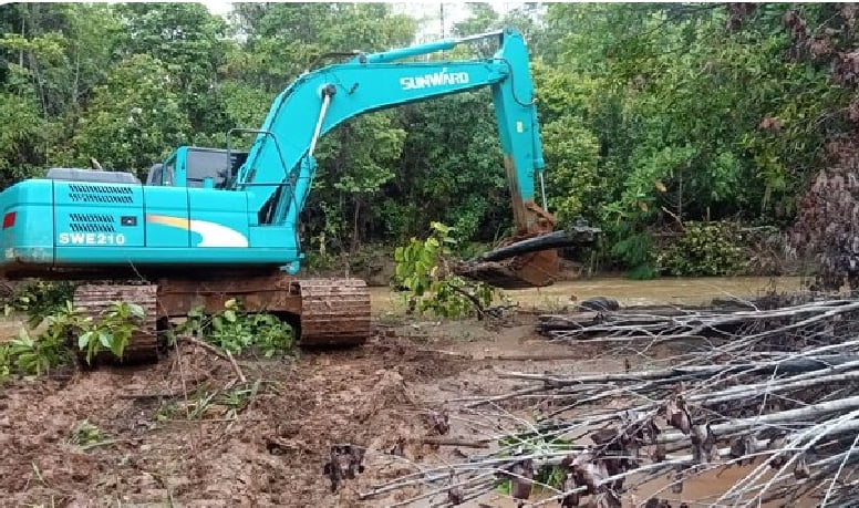 Pascabanjir Desa Harapan Luwu Timur, PT CLM Kerahkan Alat Berat Untuk Normalisasi Sungai Laoli