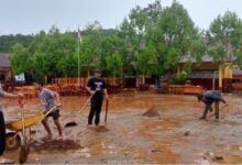 Banjir Rendam Pemukiman Warga dan Sekolah di Luwu Timur, Siswa SDN 236 Laoli Diliburkan