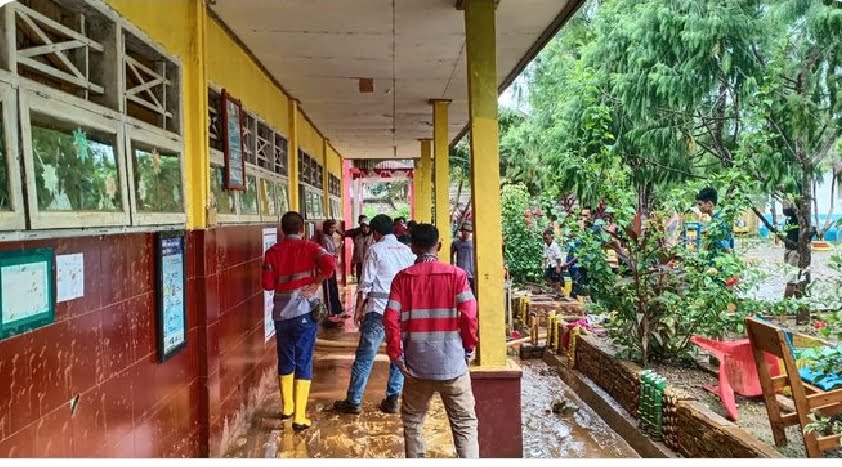 Banjir Landa Desa Harapan Malili, PT CLM Kerahkan Tim Penanganan Bencana