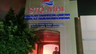 Gedung STQ-MHI Makassar Terbakar Hebat