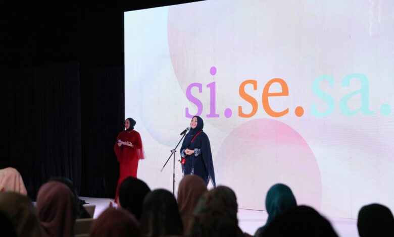 Sisesa Road Show di Makassar, Fatmawati Rusdi Sebagai Tuan Rumah