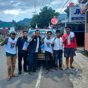 PKB Tana Toraja di KPUD setempat menarik perhatian karena satu-satunya partai yang menggunakan Pete-pete atau angkutan kota.