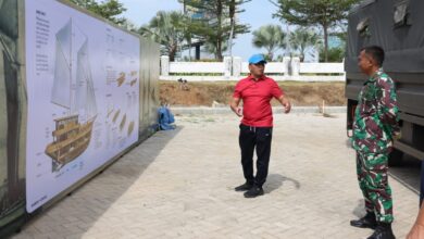Danny Pomanto Siapkan Translator Jelaskan Konsep Pembangunan Kapal Pinisi ke Peserta MNEK 2023