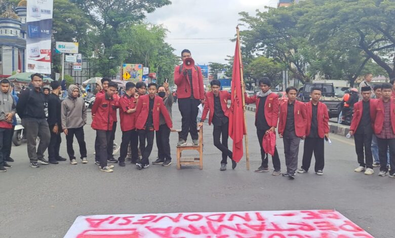 Demo Blokade Jalan, IMM Kota Makassar Depo Pertamina Ancam Keselamatan Warga