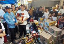 Gubernur Sulsel Kerahkan Dinsos dan BPBD Penyaluran Bantuan Logistik Korban Kebakaran di Jalan Andi Djemma Makassar