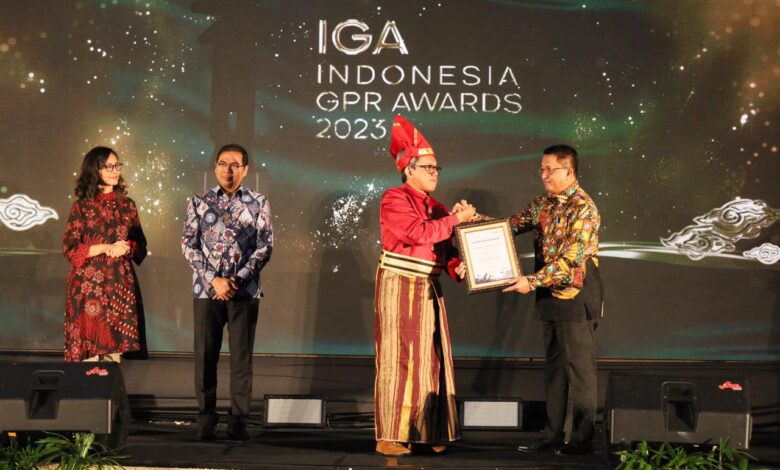 IGA 2023, Danny Pomanto Raih Penghargaan Kategori Wali Kota Terpopuler se-Indonesia