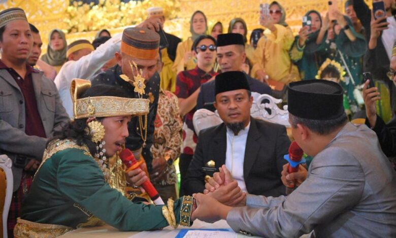 Gubernur Andi Sudirman Jadi Saksi Pernikahan Tumming - Nanda di Gowa