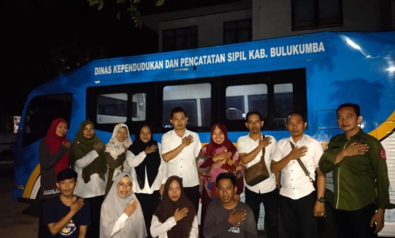 Tingkatkan Partisipasi Pemilih di Bulukumba, Dinas Dukcapil Keliling 10 Kecamatan Rekam KTP Elektronik