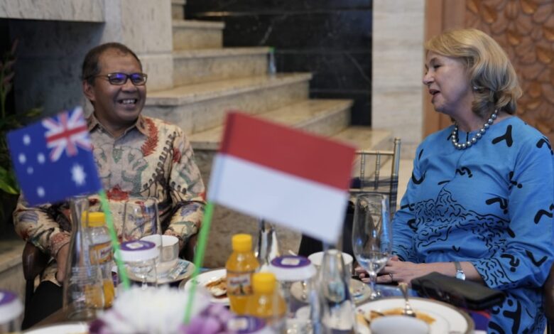 Konjen Australia Bronwyn Robbins Pamit, Danny Pomanto: Beliau Ini Sudah Jadi Orang Makassar