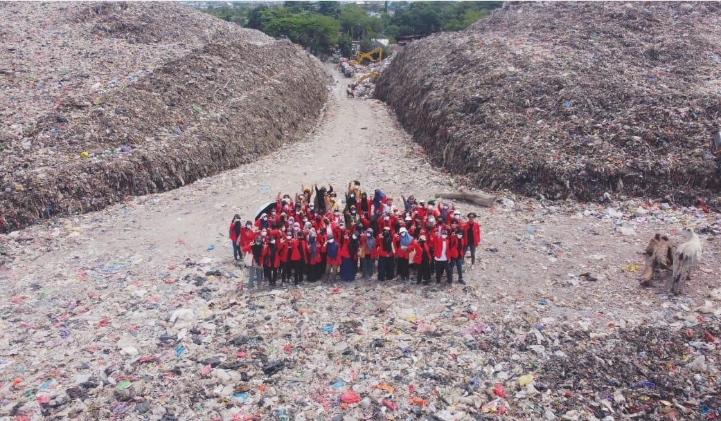 Jelang Hari Lingkungan Hidup, YPN Makassar Hadirkan PT Millon Limbah dan Dosen Teknik Lingkungan Dalam Sebuah Diskusi Sampah
