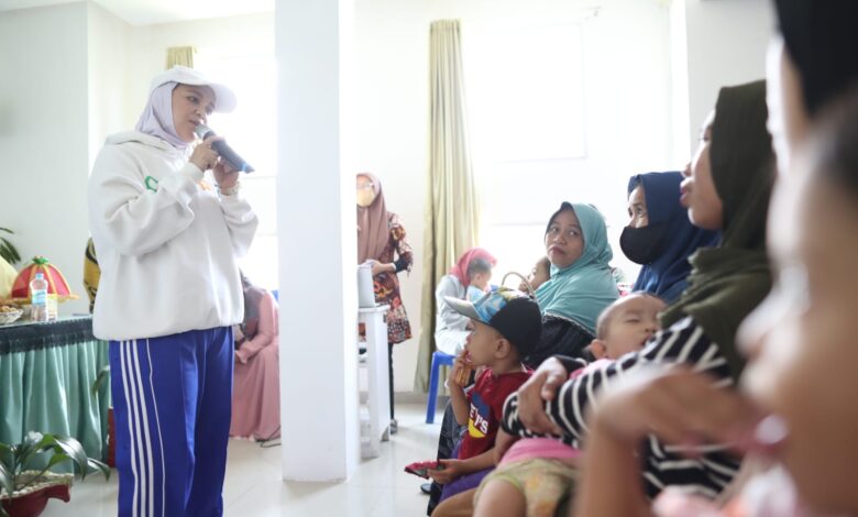 Percepat Penurunan Stunting, Wakil Wali Kota Konstan Lakukan Grebek Stunting