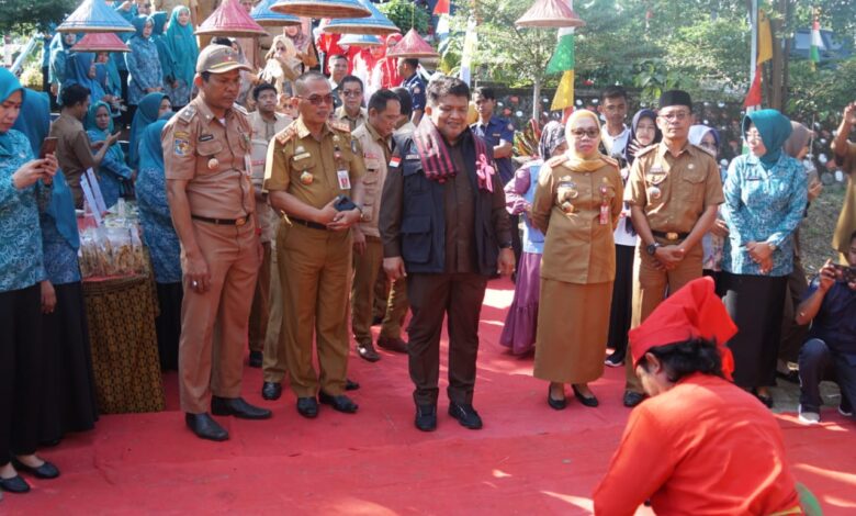 Tim Penilai Lomba Desa dan Kelurahan Akui Bontonompo Layak Jadi Juara