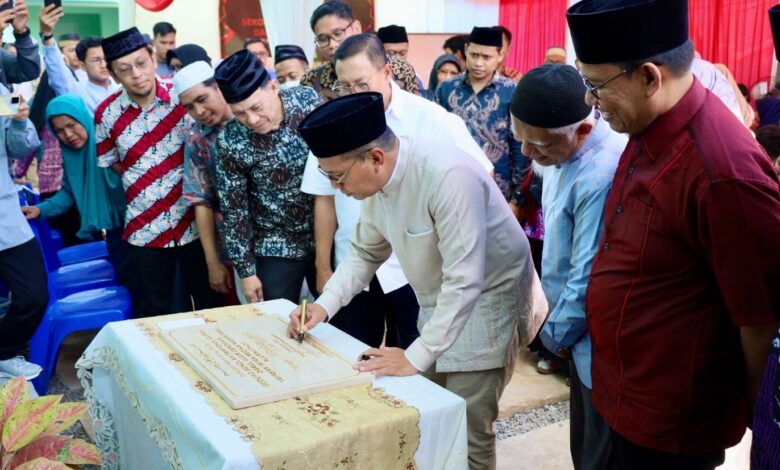 Danny Pomanto Resmikan Gedung Sekolah Tahfizhul Qur'an Darul Ulum Cendikia YIMN FKUH
