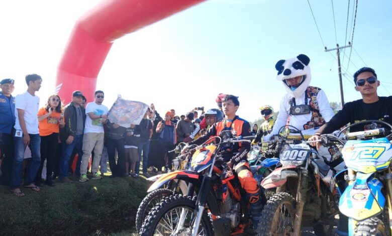 Lepas Ribuan Peserta Malino Trail Adventure, Adnan: Riders Bantu Tingkatkan Perekonomian