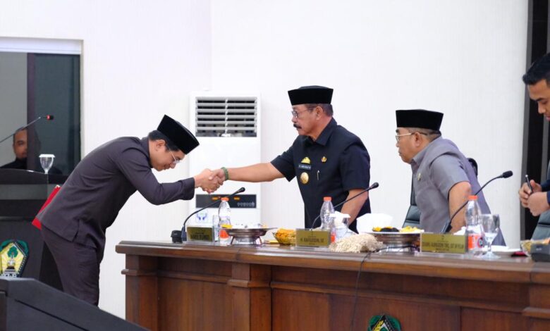 Delapan Fraksi DPRD Gowa Setuju Ranperda Pertanggungjawaban APBD TA 2022 Dibahas
