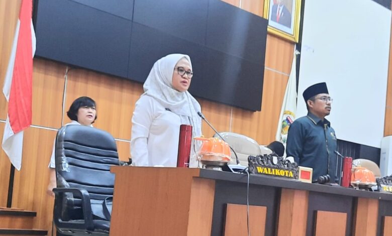 Dewan Dengarkan Jawaban Wali Kota Palu Terhadap Pemandangan Umum Fraksi di Rapat Paripurna DPRD