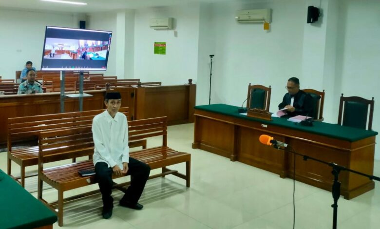 Kepala Desa Non Aktif Matajang Saleh Dituntut 6 Tahun 6 Bulan Penjara Kasus Korupsi