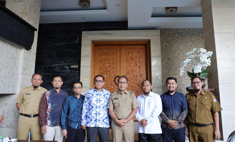 IPWI-Pemkot Makassar Komitmen Bangun Ekonomi Umat Islam dalam Umat Fest 2023