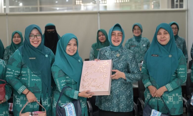 Lakukan SMEP, TP PKK Sulsel Sambangi TP PKK Makassar