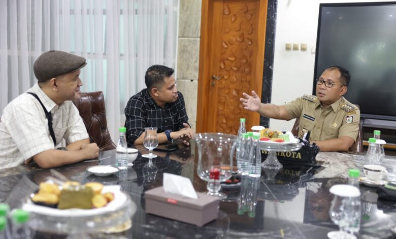 Pemkot-KPU Makassar Sukseskan Kirab Pemilu 2024 di Pantai Losari