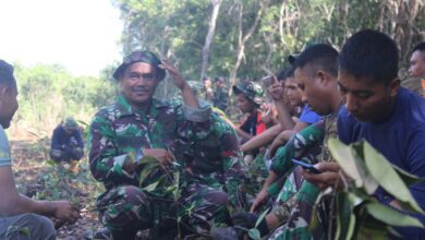 Senda Gurau, Cara Prajurit Satgas TMMD Lepas Lelah