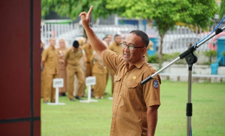 Wabup Edy Manaf Puji Amir sebagai ASN yang Disiplin